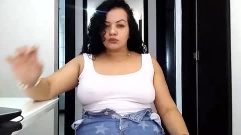 vanessa and samantha online show from May 3, 2026, 4:24 pm