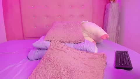 Snapshot of vaness_dior chatting on January 22, 2025, 5:38 pm vaness_dior online show from January 22, 2025, 5:38 pm