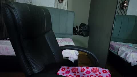 Vanessa online show from May 12, 2026, 11:46 pm