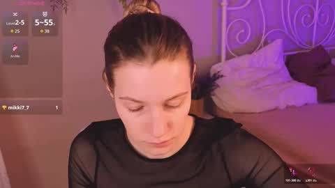 Snapshot of vanessa__lui chatting on March 26, 2026, 3:28 pm Vanessa online show from March 26, 2026, 3:28 pm