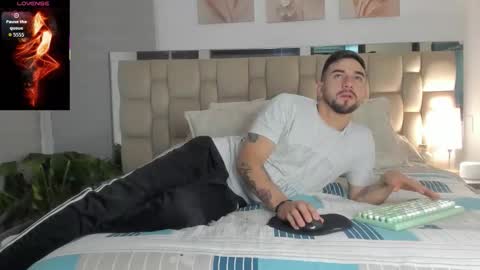 Vanessa  Please help me with your thumbs up its important  online show from January 17, 2026, 5:23 am