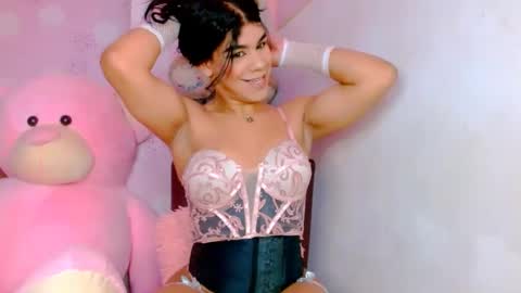 Snapshot of vanessa_brett_1 chatting on December 5, 2024, 5:37 am vanessa online show from December 5, 2024, 5:37 am