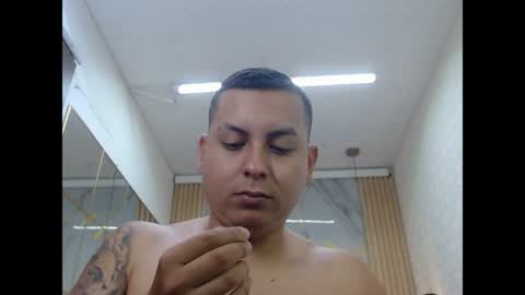 vanessa online show from April 30, 2026, 7:09 pm