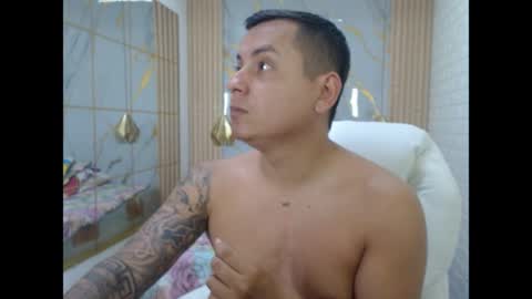 vanessa online show from May 22, 2026, 6:57 pm