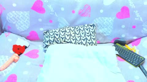 Snapshot of vanessa_florence chatting on May 9, 2026, 1:44 am RUSSIAN BARBIE BABE online show from May 9, 2026, 1:44 am