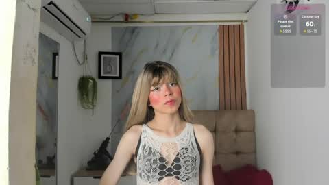 Snapshot of vanessa_jenner chatting on April 21, 2026, 2:04 am vanessa_jenner online show from April 21, 2026, 2:04 am