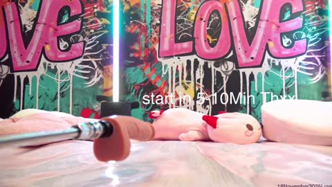  Vanessa  online show from November 18, 2025, 3:16 pm