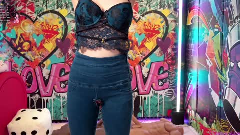  Vanessa  online show from January 17, 2026, 4:54 pm