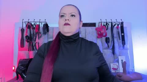 Vanessa online show from October 6, 2025, 12:13 pm