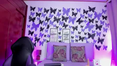 Vanessa  online show from February 12, 2025, 12:22 pm