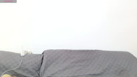 vanessaadol online show from June 20, 2026, 11:02 am