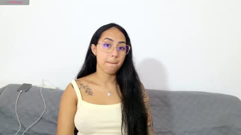 Snapshot of vanessaadol chatting on July 7, 2026, 9:24 am vanessaadol online show from July 7, 2026, 9:24 am