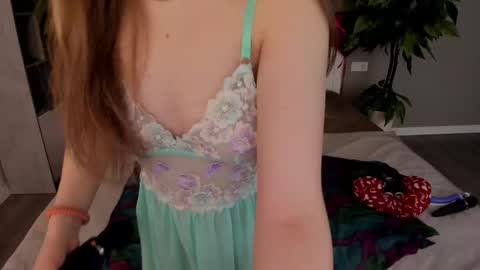 vanessabeautyy online show from March 4, 2025, 10:16 pm