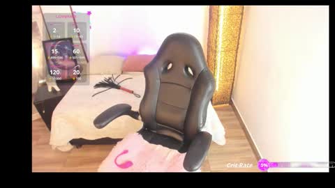 Angie  online show from October 9, 2025, 8:01 am