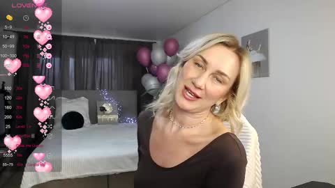 Vanessa  online show from February 25, 2025, 1:28 pm