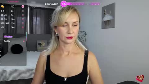 Snapshot of vanessakleiner chatting on September 17, 2025, 11:12 am Vanessa  online show from September 17, 2025, 11:12 am