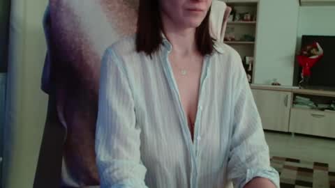 Snapshot of vanessalarahot chatting on December 18, 2024, 4:39 pm Vanessa online show from December 18, 2024, 4:39 pm