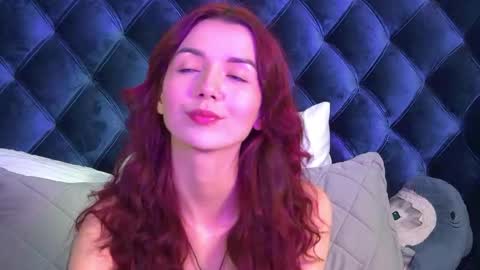 VanessaVienne online show from May 26, 2026, 4:14 pm