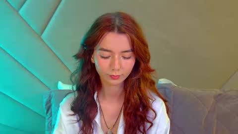 VanessaVienne online show from June 14, 2026, 4:20 pm