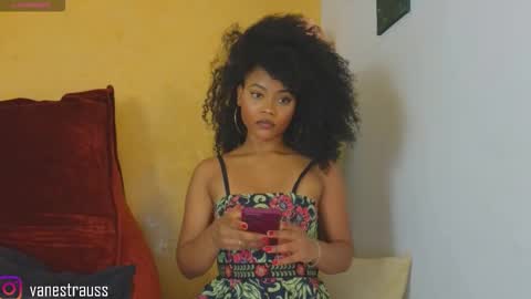 Snapshot of vanestrauss chatting on November 13, 2025, 7:46 pm New account follow me online show from November 13, 2025, 7:46 pm