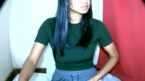 Snapshot of vanih27 chatting on June 24, 2026, 7:02 pm vanih27 online show from June 24, 2026, 7:02 pm