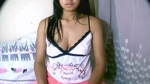 Snapshot of vanih27 chatting on July 26, 2026, 7:54 pm vanih27 online show from July 26, 2026, 7:54 pm