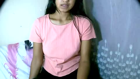 Snapshot of vanih27 chatting on July 28, 2026, 7:39 pm vanih27 online show from July 28, 2026, 7:39 pm