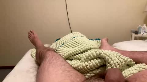 vanili_ online show from May 24, 2026, 1:38 pm