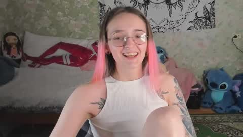 Adelina online show from October 19, 2025, 11:44 am