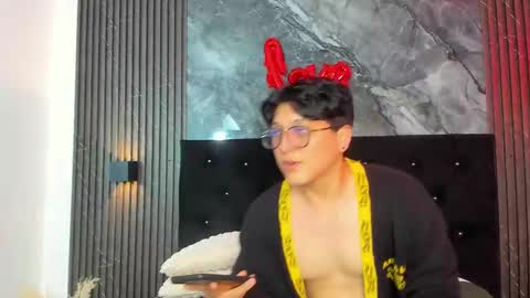 vanilla_hot_ online show from February 22, 2025, 5:02 pm