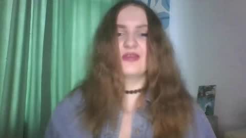 Snapshot of vanilladesire chatting on June 3, 2026, 11:24 am vanilladesire online show from June 3, 2026, 11:24 am