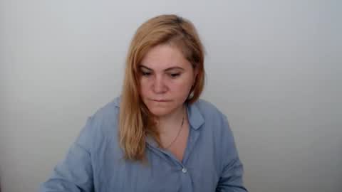 Snapshot of vanillaloveli chatting on June 7, 2026, 7:34 am vanillaloveli online show from June 7, 2026, 7:34 am