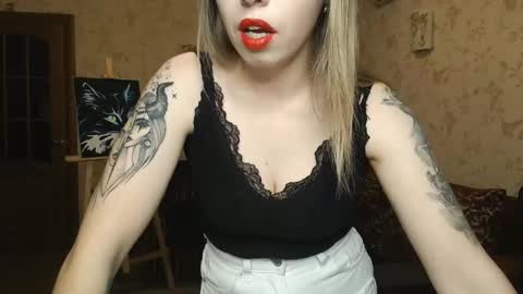 Snapshot of vanillamuffin chatting on March 1, 2025, 4:11 pm VanillaMuffin online show from March 1, 2025, 4:11 pm