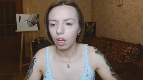 Snapshot of vanillamuffin chatting on September 14, 2025, 5:50 am VanillaMuffin online show from September 14, 2025, 5:50 am