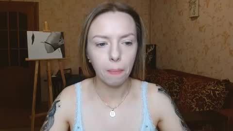 Snapshot of vanillamuffin chatting on September 19, 2025, 5:31 am VanillaMuffin online show from September 19, 2025, 5:31 am