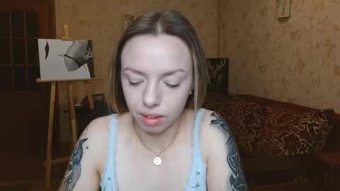 Snapshot of vanillamuffin chatting on September 26, 2025, 5:33 am VanillaMuffin online show from September 26, 2025, 5:33 am