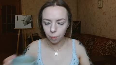 Snapshot of vanillamuffin chatting on September 30, 2025, 5:12 am VanillaMuffin online show from September 30, 2025, 5:12 am