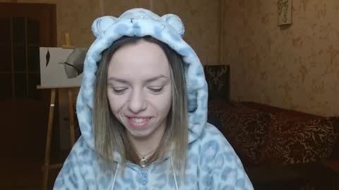 Snapshot of vanillamuffin chatting on October 20, 2025, 5:41 am VanillaMuffin online show from October 20, 2025, 5:41 am