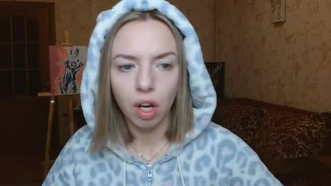 Snapshot of vanillamuffin chatting on October 27, 2025, 7:01 am VanillaMuffin online show from October 27, 2025, 7:01 am