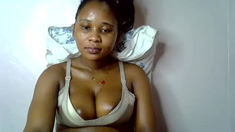 vanillavenus online show from October 29, 2025, 10:50 am