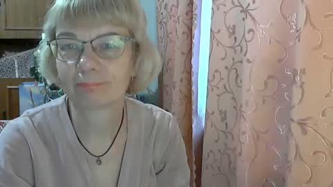 Snapshot of vanillaxcreamy chatting on December 21, 2024, 9:23 am Vanillaxcreamy online show from December 21, 2024, 9:23 am