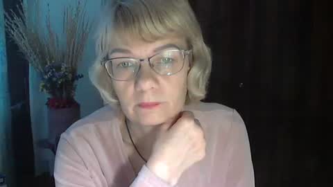 Snapshot of vanillaxcreamy chatting on January 14, 2025, 1:06 pm Vanillaxcreamy online show from January 14, 2025, 1:06 pm