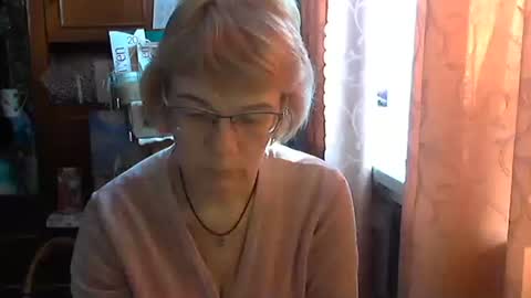 Snapshot of vanillaxcreamy chatting on February 21, 2025, 11:33 am Vanillaxcreamy online show from February 21, 2025, 11:33 am
