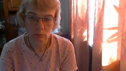 Snapshot of vanillaxcreamy chatting on March 5, 2025, 12:44 pm Vanillaxcreamy online show from March 5, 2025, 12:44 pm