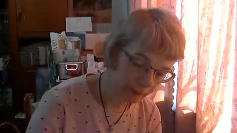 Snapshot of vanillaxcreamy chatting on March 9, 2025, 12:20 pm Vanillaxcreamy online show from March 9, 2025, 12:20 pm