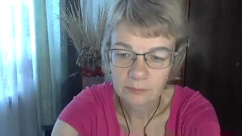 Snapshot of vanillaxcreamy chatting on October 23, 2025, 8:24 am Vanillaxcreamy online show from October 23, 2025, 8:24 am