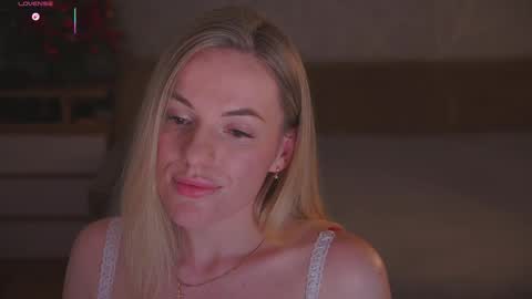 Sophie online show from January 7, 2026, 1:52 am