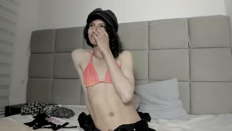 vannellope_96 online show from February 2, 2026, 5:55 pm