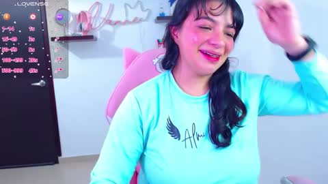 Vanesa online show from February 10, 2025, 9:25 pm