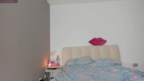 Vannessa online show from March 20, 2026, 3:39 pm